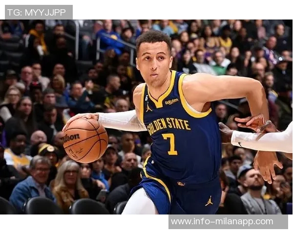 骑士队今日三分球出手数创赛季新高65次展现强大投射能力