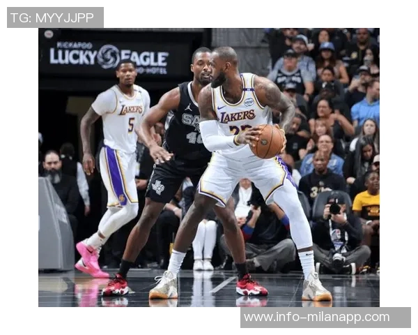 浓眉缺席16场比赛面临赛季个人奖无缘风险仅剩2场机会 浓眉缺席16场比赛面临赛季个人奖无缘风险仅剩2场机会