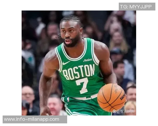 杰伦布朗谈与武切维奇的配合努力及其最佳发挥策略