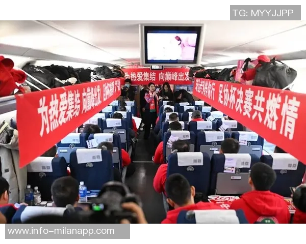 河南球迷热情高涨超21000人齐聚苏州助力足协杯决赛